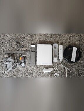 Nintendo Wii Console Bundle